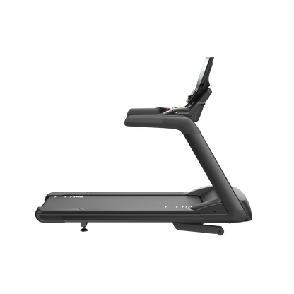 Precor Experience™ Series TRM 781 Treadmill w/P84 Chromecast + Smartwatch